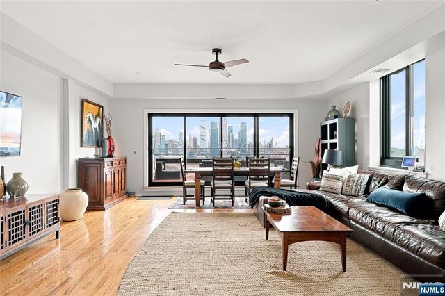 530 Gregory Avenue CP5, Weehawken, NJ 07086