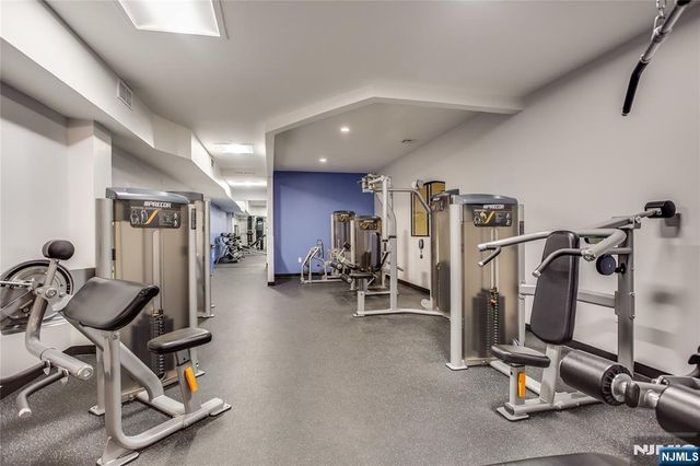 530 Gregory Avenue CP5, Weehawken, NJ 07086
