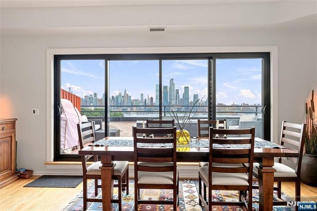 530 Gregory Avenue CP5, Weehawken, NJ 07086