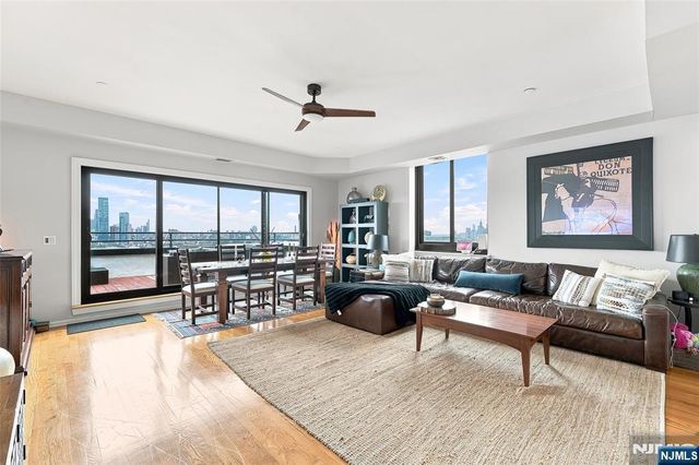 530 Gregory Avenue CP5, Weehawken, NJ 07086