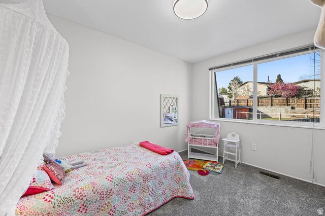 1105 E WEBSTER DR, Sandy, UT 84094