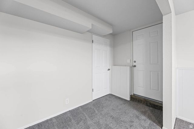 1105 E WEBSTER DR, Sandy, UT 84094