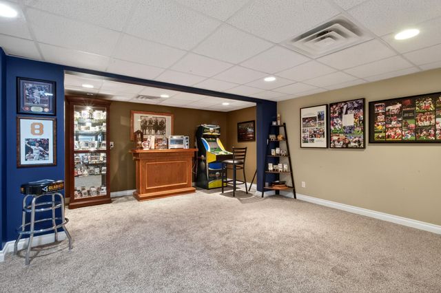 5796 Wacker Drive, Stevensville, MI 49127