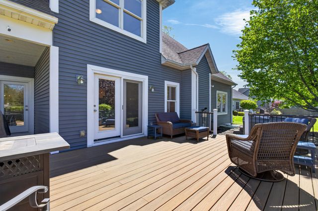 5796 Wacker Drive, Stevensville, MI 49127