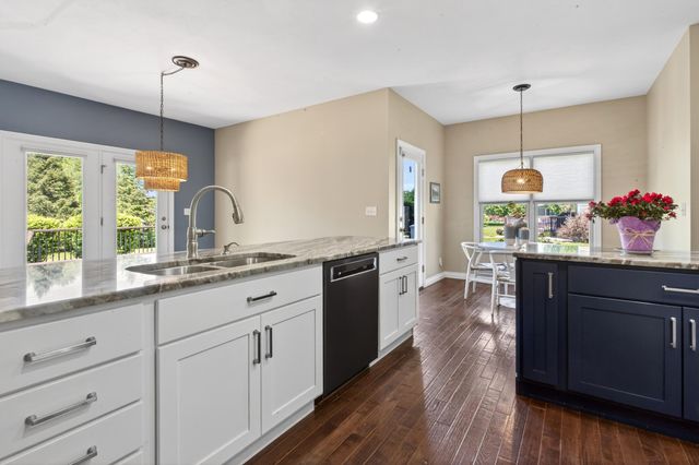 5796 Wacker Drive, Stevensville, MI 49127