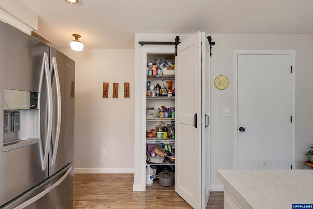 4602 Settlers Dr NE, Salem, OR 97305