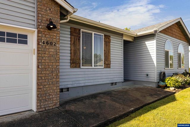 4602 Settlers Dr NE, Salem, OR 97305