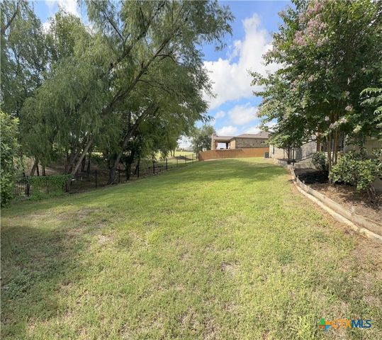 1007 Bella Vita Drive, Nolanville, TX 76559