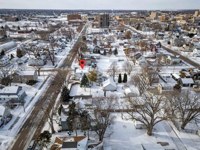 602 CEAPE AVENUE, Oshkosh, WI 54901