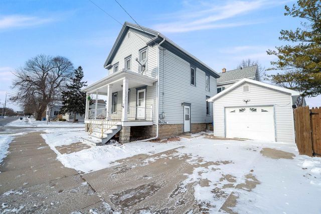 602 CEAPE AVENUE, Oshkosh, WI 54901