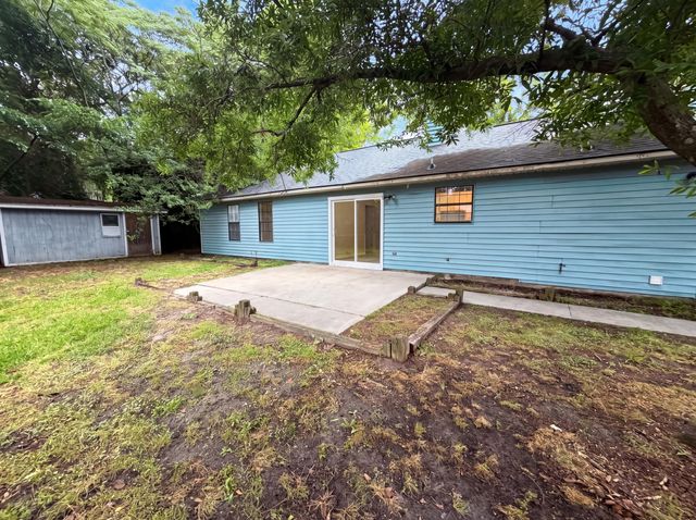 422 Allen Court, Ladson, SC 29456