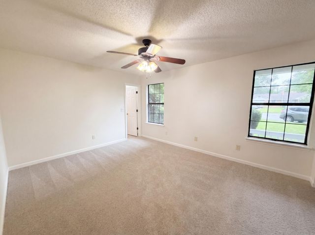 422 Allen Court, Ladson, SC 29456