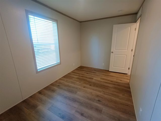 1206 Carl Court, Plainwell, MI 49080