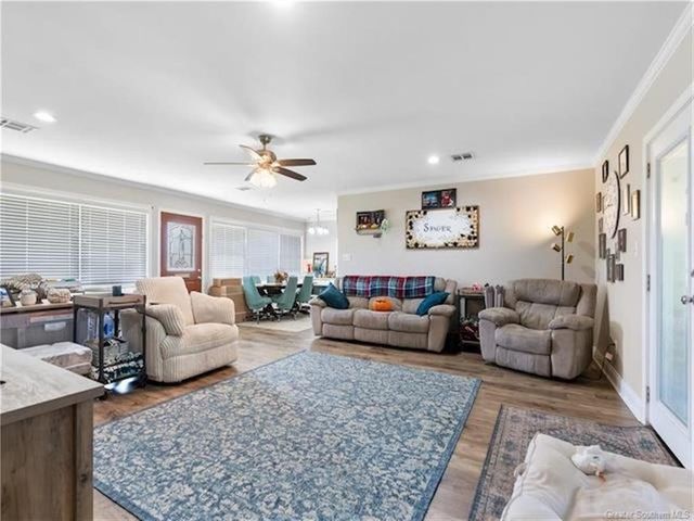 914 Holly Street, Lake Charles, LA 70601