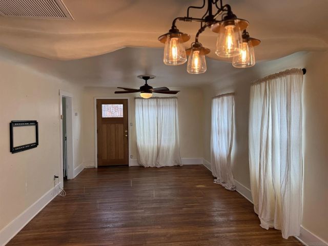 3669 Swift, San Diego, CA 92104