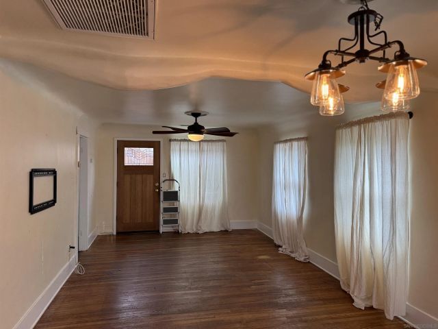 3669 Swift, San Diego, CA 92104