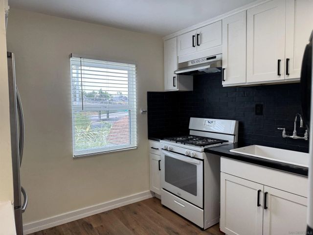 3669 Swift, San Diego, CA 92104