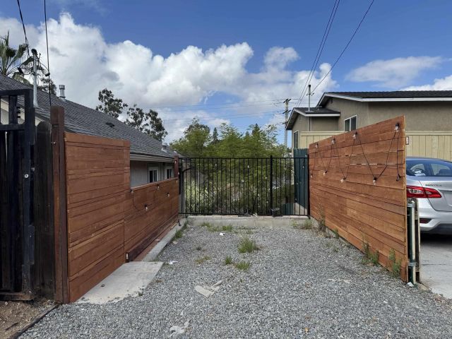 3669 Swift, San Diego, CA 92104