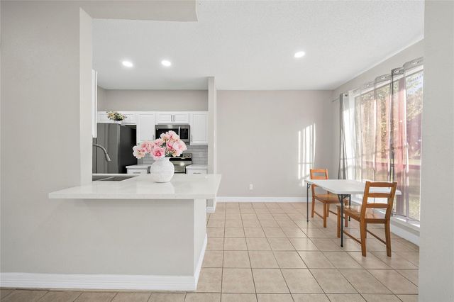 8257 Sands Point Drive 167, Houston, TX 77036