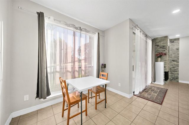 8257 Sands Point Drive 167, Houston, TX 77036