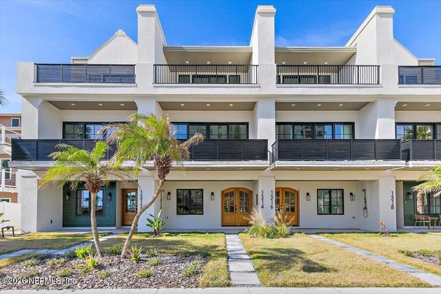 1314 1ST Street N, Jacksonville Beach, FL 32250