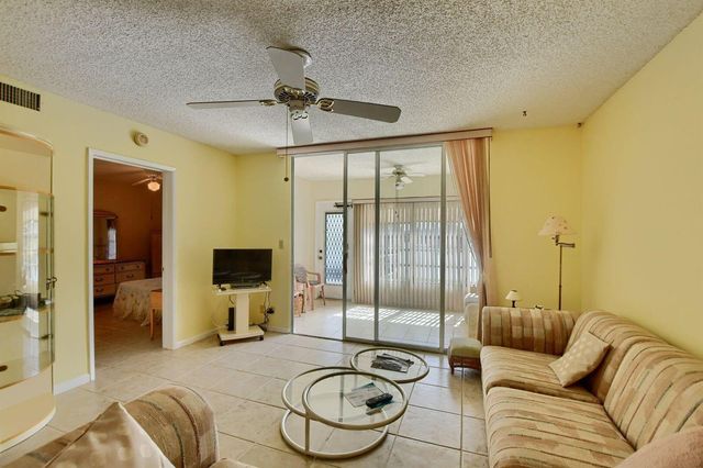 9244 Flynn Circle 4, Boca Raton, FL 33496