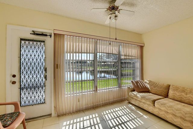 9244 Flynn Circle 4, Boca Raton, FL 33496