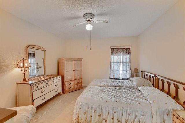 9244 Flynn Circle 4, Boca Raton, FL 33496