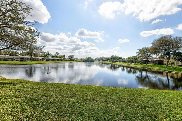 9244 Flynn Circle 4, Boca Raton, FL 33496