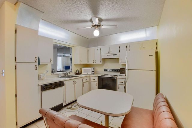 9244 Flynn Circle 4, Boca Raton, FL 33496