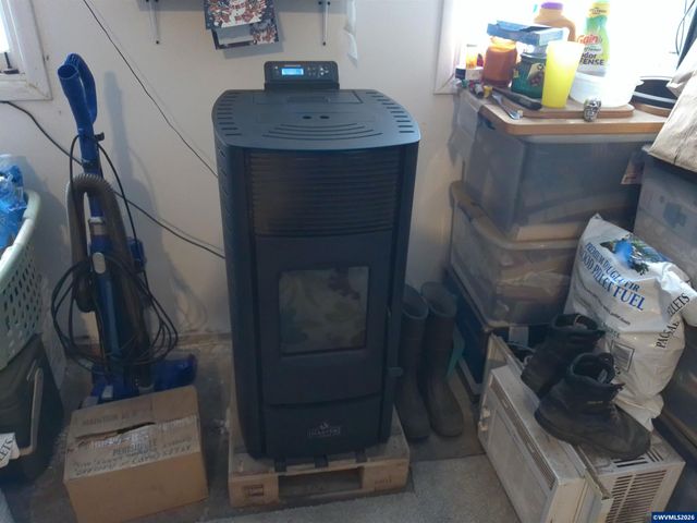 534 Birch St, Lyons, OR 97358