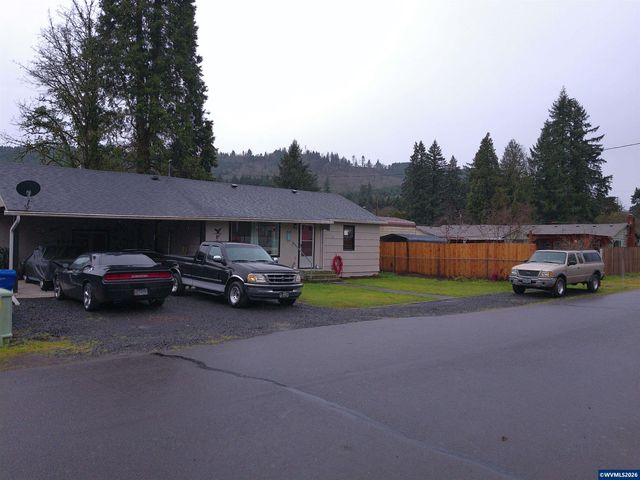 534 Birch St, Lyons, OR 97358