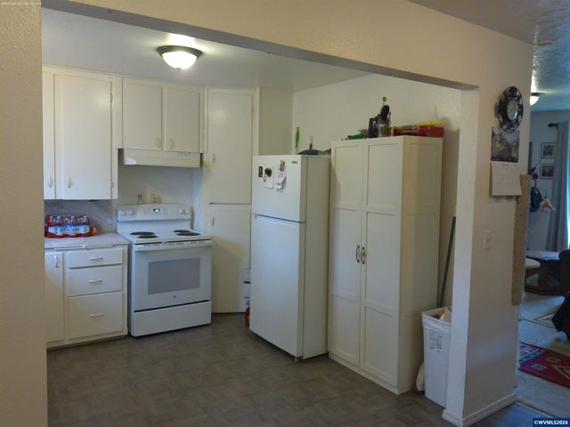 534 Birch St, Lyons, OR 97358