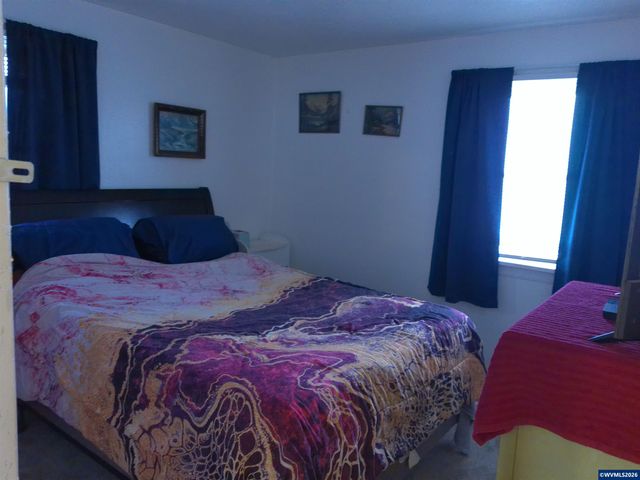 534 Birch St, Lyons, OR 97358