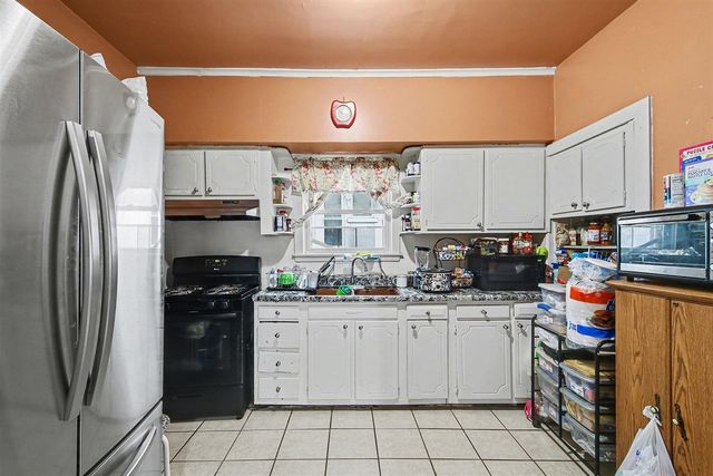 741 Griggs Street, Grand Rapids, MI 49503