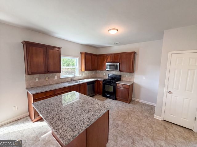 7328 Toccoa Circle, Union City, GA 30291