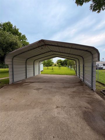 2615 Balch Springs Road, Balch Springs, TX 75180