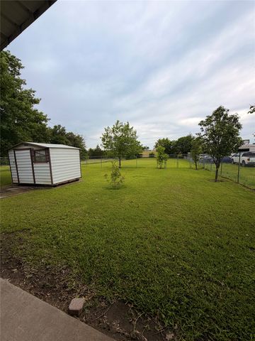 2615 Balch Springs Road, Balch Springs, TX 75180