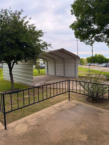 2615 Balch Springs Road, Balch Springs, TX 75180