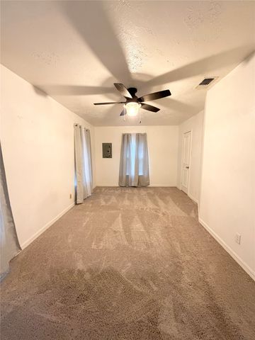 2615 Balch Springs Road, Balch Springs, TX 75180