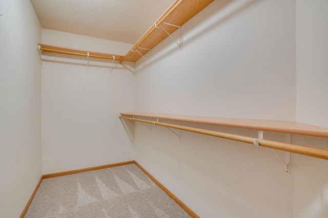 4743 Harvest Drive S, Fargo, ND 58104