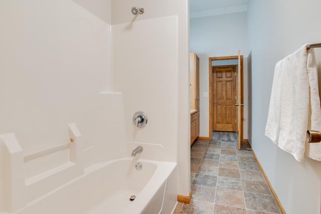 4743 Harvest Drive S, Fargo, ND 58104