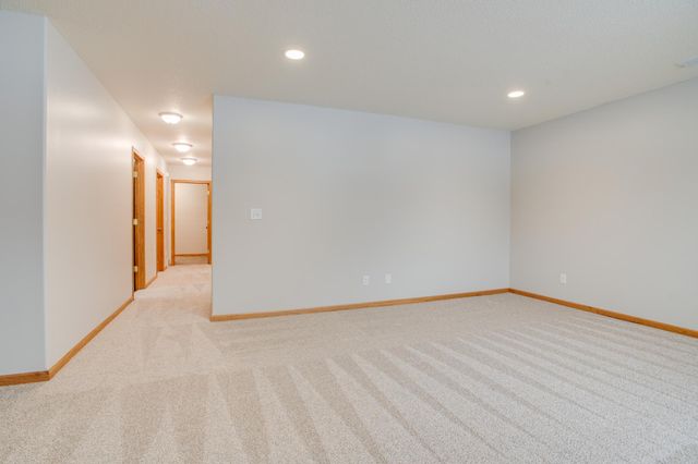 4743 Harvest Drive S, Fargo, ND 58104