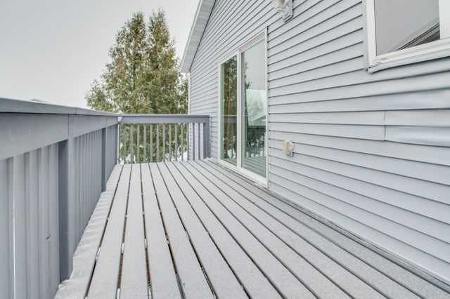 4743 Harvest Drive S, Fargo, ND 58104