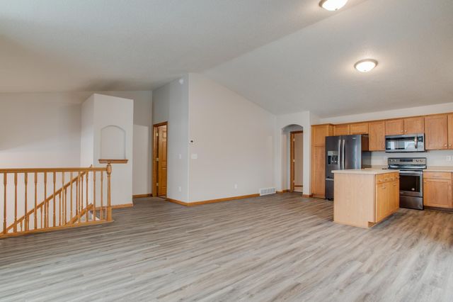 4743 Harvest Drive S, Fargo, ND 58104