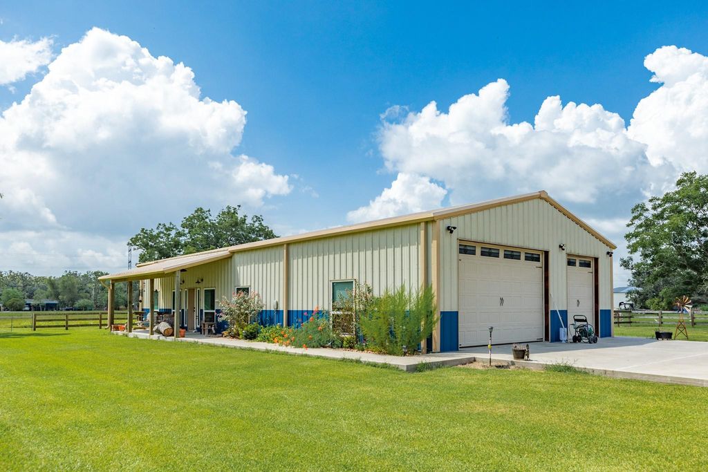 14347 S Highway 36, Brazoria, TX 77422