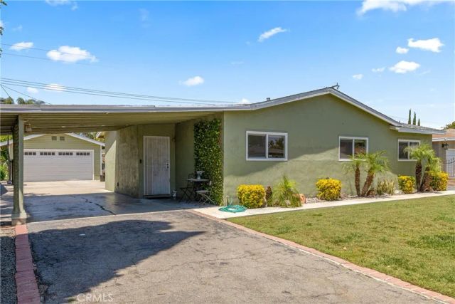 2135 Glenroy, Pomona, CA 91766