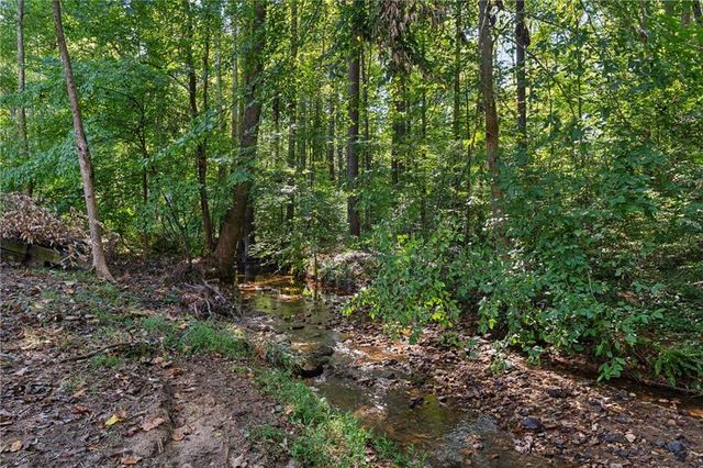 2684 Forest NE Way, Marietta, GA 30066