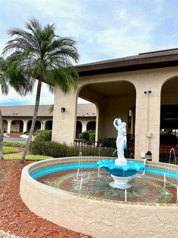 10032 65TH AVENUE N 17, St Petersburg, FL 33708