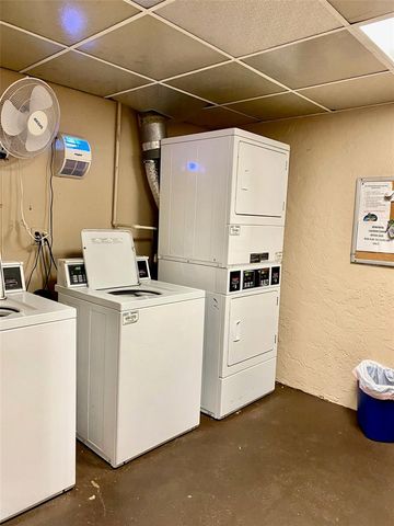 10032 65TH AVENUE N 17, St Petersburg, FL 33708